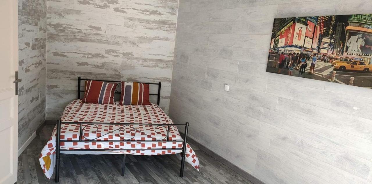 Appartement 2 Chambres Spacieuses Avec Terrasse Brouckerque Kültér fotó